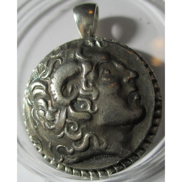 Alexander the Great with ram horns Ancient Greek coin pendant -High Relief coin - Picture 1 of 6